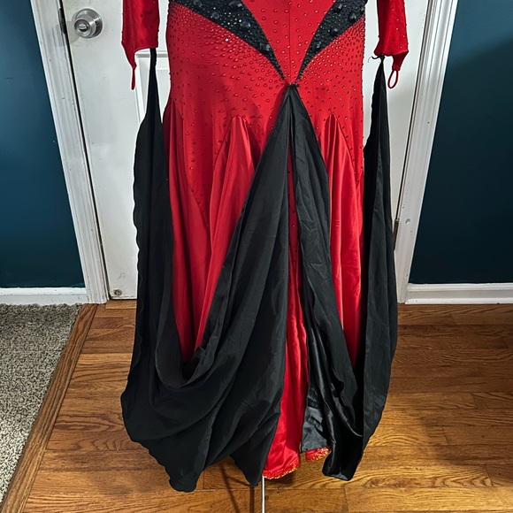 Red and Black Smooth Ballroom Dress Size 4-8 - Picture 8 of 11